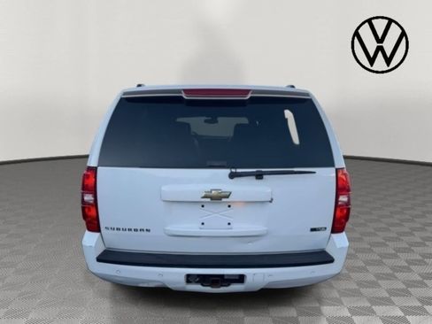 Used 2007 Chevrolet Suburban LTZ w/ LTZ Preferred Equipment Group image 4