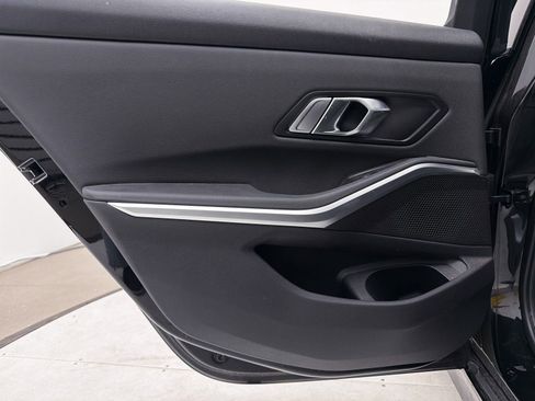 Used 2019 BMW 330i Sedan w/ Convenience Package image 23