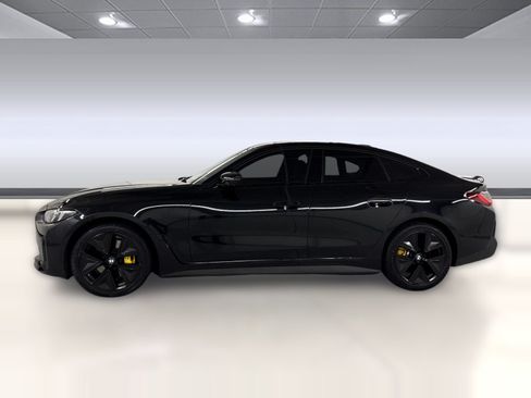 Used 2025 BMW i4 eDrive40 w/ Parking Assistance Package RWD image 2