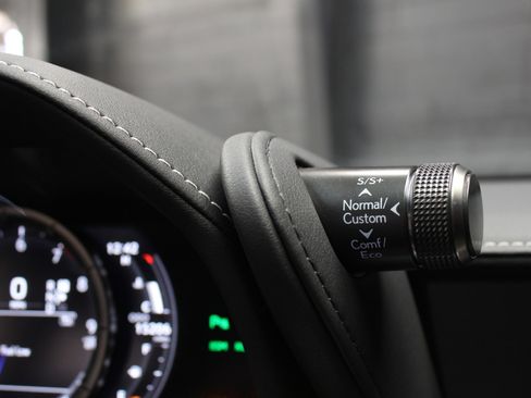 Used 2018 Lexus LC 500 Coupe image 39