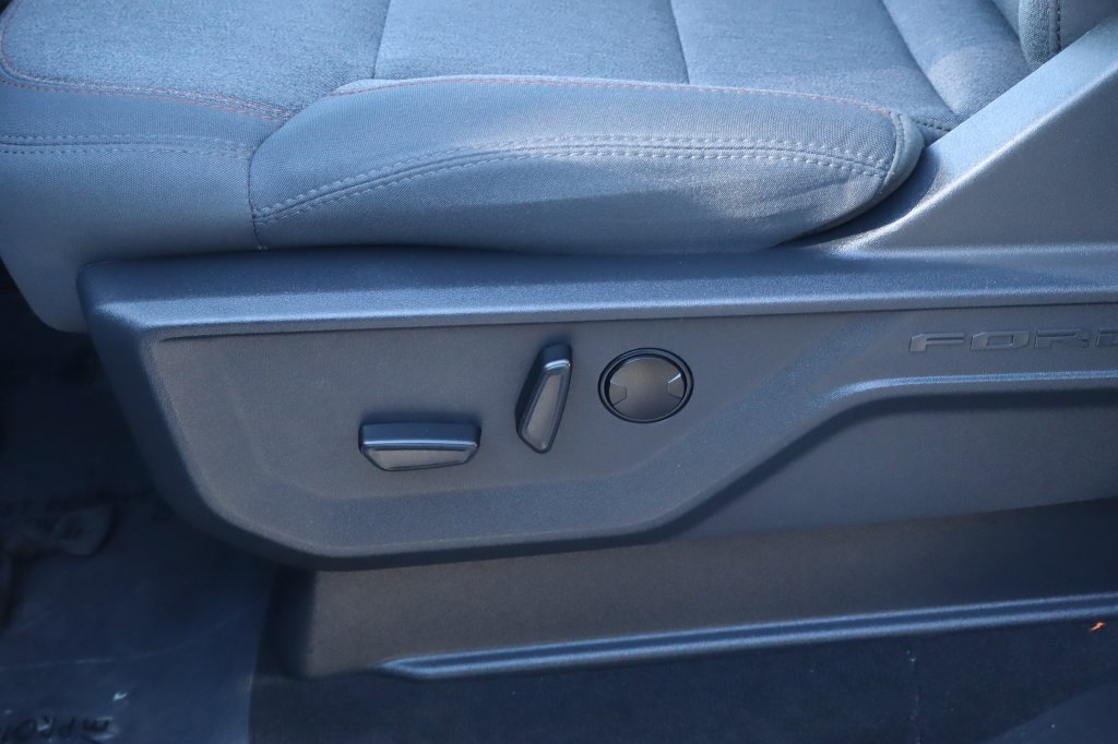 Used 2025 Ford Expedition Active AWD/4WD image 22