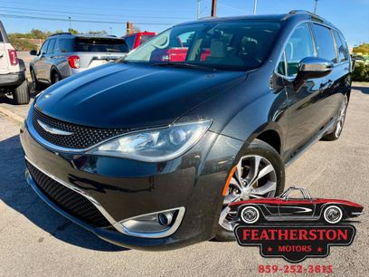 Used 2017 Chrysler Pacifica Limited