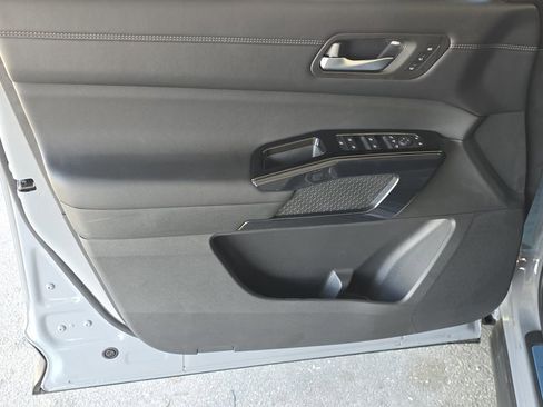 New 2026 Nissan Pathfinder Platinum image 45