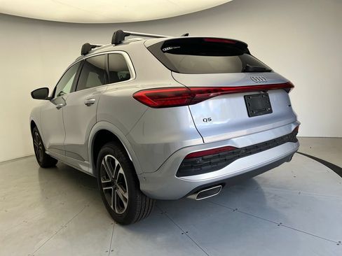 Used 2025 Audi Q5 Premium AWD/4WD image 4