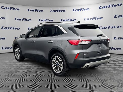 Used 2022 Ford Escape SEL image 3