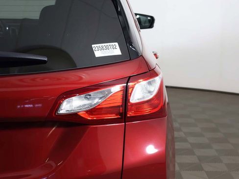 Used 2019 Chevrolet Equinox LT image 17