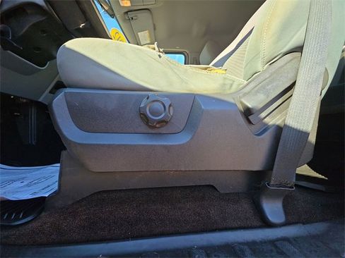 Used 2012 Ford F350 XLT w/ Skid Plate Pkg image 12