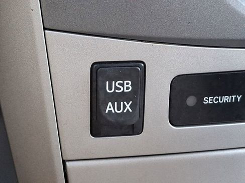 Used 2013 Toyota Corolla LE FWD image 23