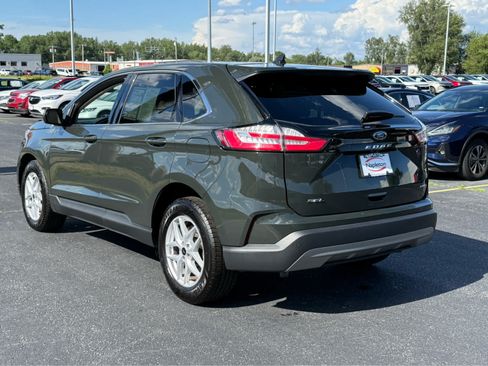 Used 2024 Ford Edge SEL AWD/4WD image 5