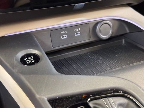 New 2026 Nissan Sentra SL w/ Floor Mat Package FWD image 34