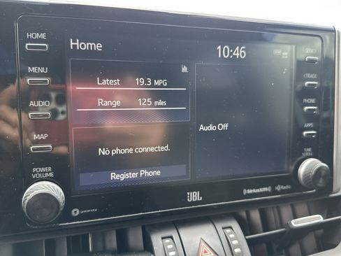 Used 2020 Toyota RAV4 XLE Premium image 12