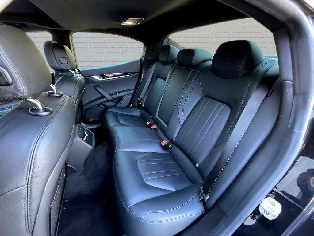 Used 2022 Maserati Ghibli Modena RWD image 14