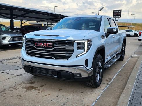 New 2026 GMC Sierra 1500 SLT w/ SLT Premium Plus Package image 8