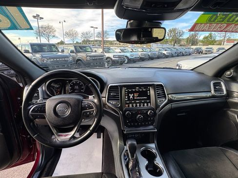 Used 2018 Jeep Grand Cherokee Trailhawk image 13