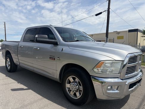 Used 2010 Dodge Ram 2500 Truck SLT w/ Lone Star Regional Pkg RWD image 2