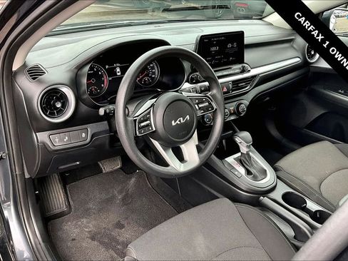 Used 2024 Kia Forte LXS w/ LXS Technology Package image 16