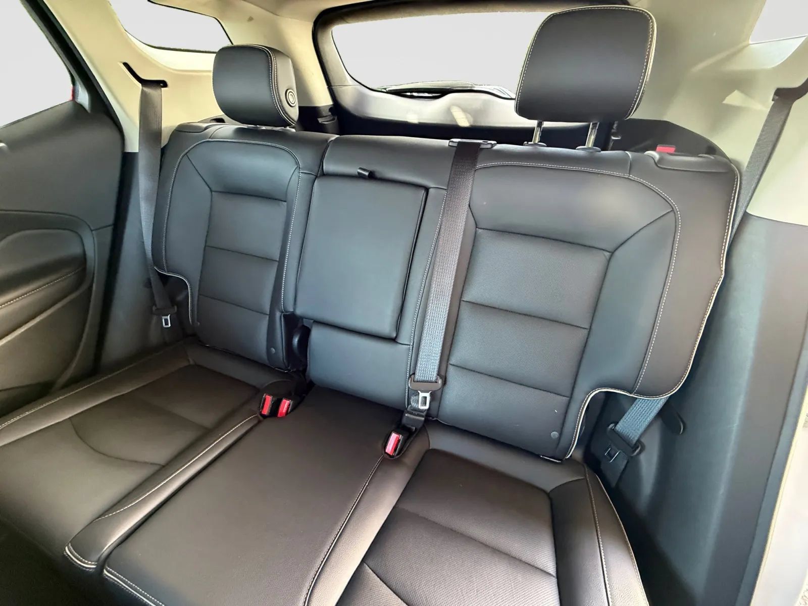 Used 2020 GMC Terrain Denali w/ Denali Premium Package AWD/4WD image 15