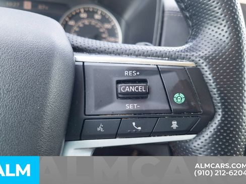 Used 2024 Mitsubishi Outlander SE AWD/4WD image 11