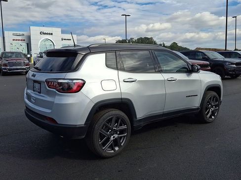 New 2026 Jeep Compass Limited AWD/4WD image 10