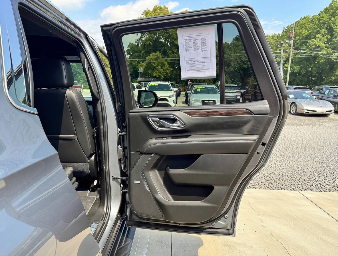 Used 2021 Chevrolet Tahoe LT AWD/4WD image 11