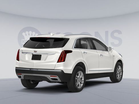 Used 2020 Cadillac XT5 Premium Luxury FWD image 2