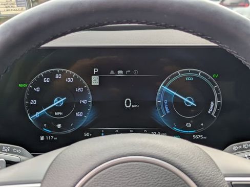 Used 2025 Kia Sportage SX Prestige image 15