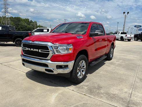Used 2020 RAM 1500 Big Horn AWD/4WD image 2