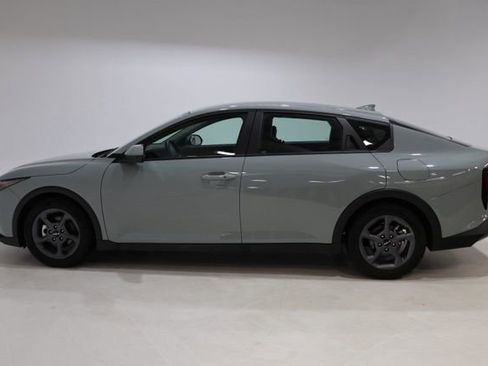 Used 2025 Kia K4 LXS image 4