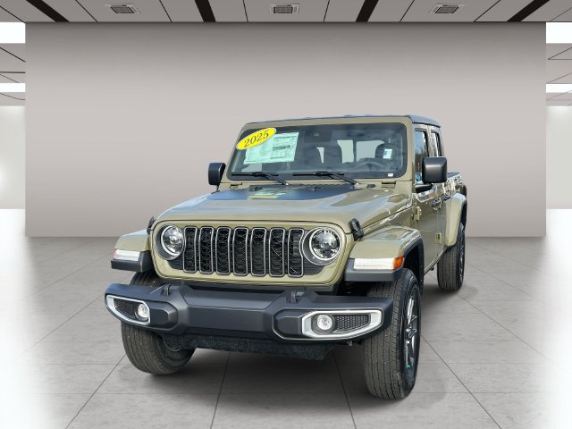 New 2025 Jeep Gladiator Sport AWD/4WD image 9