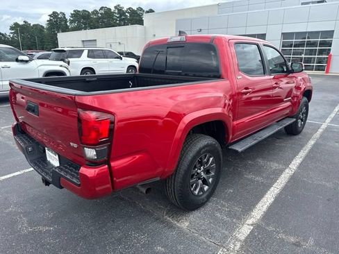 Used 2023 Toyota Tacoma SR5 w/ Technology Package RWD image 3