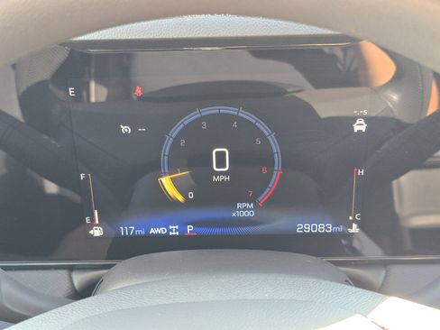 Used 2025 Chevrolet TrailBlazer LT AWD/4WD image 31