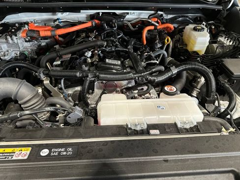 Used 2025 Toyota 4Runner TRD Off-Road AWD/4WD image 21