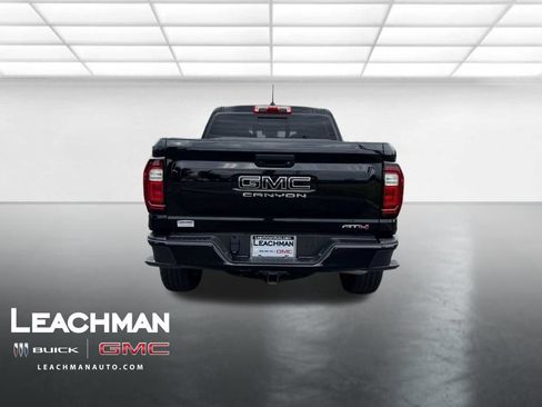 Used 2024 GMC Canyon AT4 AWD/4WD image 5