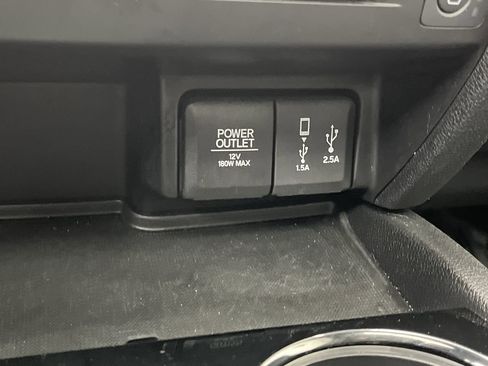 Used 2018 Honda Pilot Elite image 25