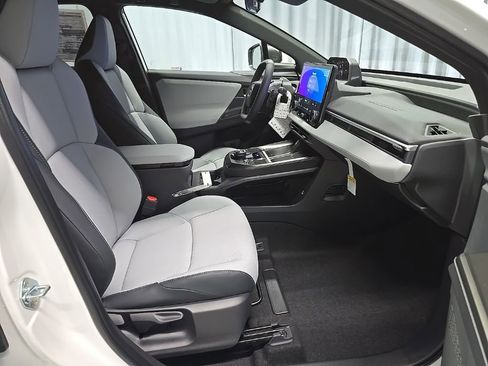 New 2026 Subaru Solterra Premium image 5