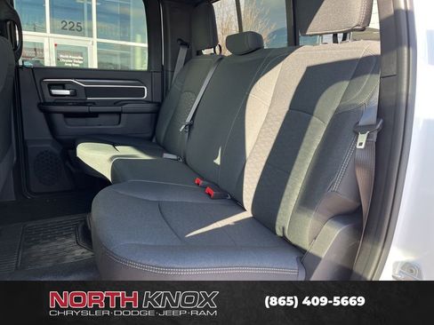 New 2026 RAM 4500 4x4 Crew Cab DRW image 13