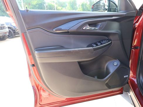 Used 2023 Chevrolet TrailBlazer RS w/ Sun and Liftgate Package AWD/4WD image 10