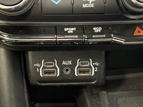 Used 2022 Dodge Durango R/T image 59