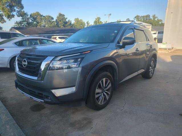 Certified 2023 Nissan Pathfinder SL FWD image 1