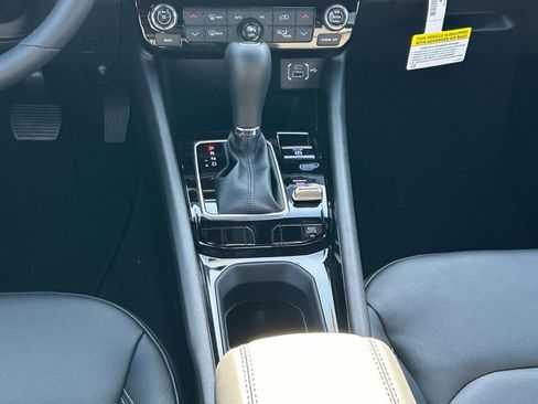 New 2026 Jeep Compass Limited image 18