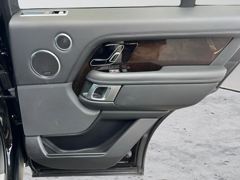 Used 2021 Land Rover Range Rover Westminster Edition image 30