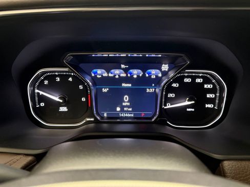 Used 2021 GMC Yukon Denali AWD/4WD image 18