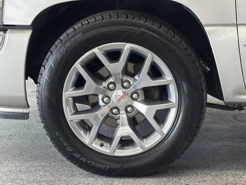 Used 2005 GMC Sierra 1500 SLE w/ Light Duty Power Package RWD image 18