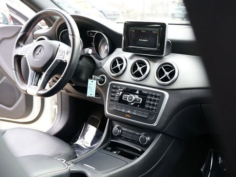 Used 2014 Mercedes-Benz CLA 250 CLA 250 image 12