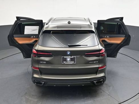New 2026 BMW X5 xDrive50e w/ M Sport Package AWD/4WD image 33