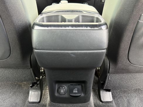 Used 2024 Kia Telluride SX Prestige X-Pro AWD/4WD image 35