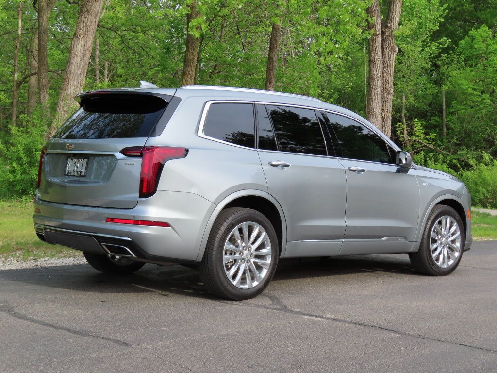 Used 2024 Cadillac XT6 Premium Luxury AWD/4WD image 3