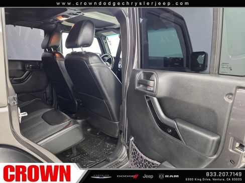 Used 2016 Jeep Wrangler Unlimited Sahara image 17