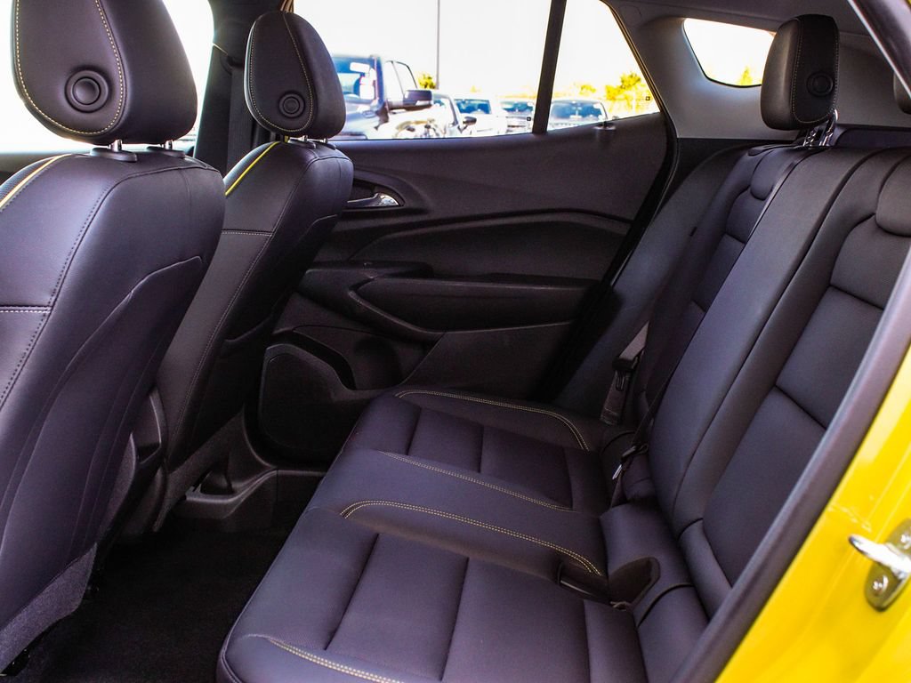 Used 2024 Chevrolet Trax ACTIV w/ Driver Confidence Package FWD image 33