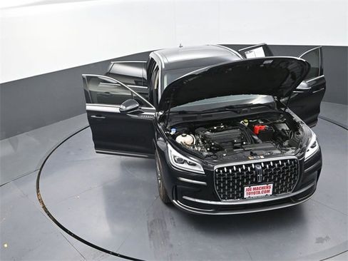 Used 2023 Lincoln Corsair Reserve w/ Equipment Group 201A image 36